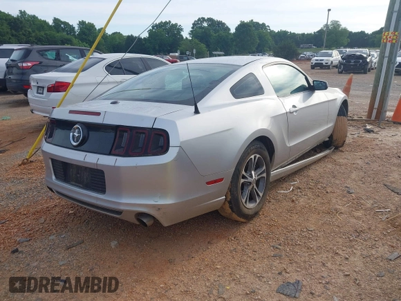 2014 Ford Mustang V6 with VIN 1ZVBP8AM4E5302273, listed as a IAAI auction lot 42288143 with 192,690 mi miles and . Bid and sale history available at DreamBid. Image 4.