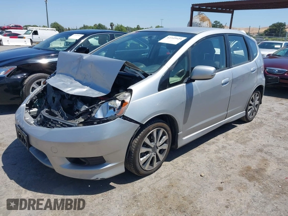 2013 Honda Fit Sport z VIN JHMGE8H56DC009996, wystawiony jako IAAI lot #42349929 z przebiegiem 152 779 mil mil oraz . Historia ofert i sprzedaży dostępna na DreamBid. Obrazek 17.