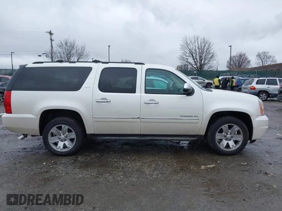 2012 GMC Yukon XL SLT with VIN 1GKS2KE77CR205341, listed as a IAAI auction lot 41565367 with 165,500 mi miles. Bid and sale history available at carsss.com. Image 13.