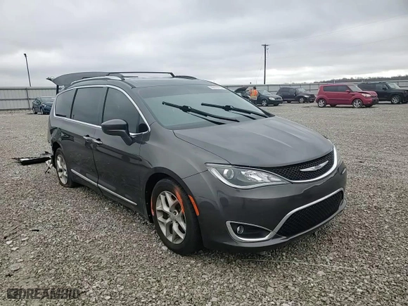 2019 Chrysler Pacifica Touring L Plus with VIN 2C4RC1EG3KR507297, listed as a Copart auction lot 88873755 with 102,657 mi miles and Salvage Title. Bid and sale history available at carsss.com. Image 11.