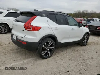 2022 Volvo XC40 R-Design с VIN YV4162UM1N2648449, выставлен на аукционе Copart как лот 52323025 с пробегом 34 574 миль миль и Списание • Salvage title. История ставок и продаж доступна на DreamBid. Изображение 3.