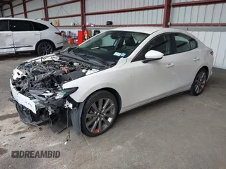 2019 Mazda 3 w/Select with VIN JM1BPACL2K1106916, listed as a IAAI auction lot 42082381 with 63,017 mi miles. Bid and sale history available at carsss.com. Image 18.