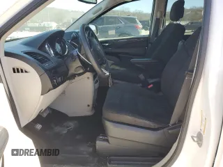 2020 Dodge Grand Caravan SE with VIN 2C4RDGBG6LR240811, listed as a Copart auction lot 47280945 with 100,986 mi miles and Salvage Title. Bid and sale history available at DreamBid. Image 7.