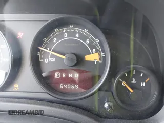 2015 Jeep Patriot High Altitude with VIN 1C4NJRFB6FD143438, listed as a IAAI auction lot 42192902 with 64,069 mi miles and . Bid and sale history available at DreamBid. Image 7.