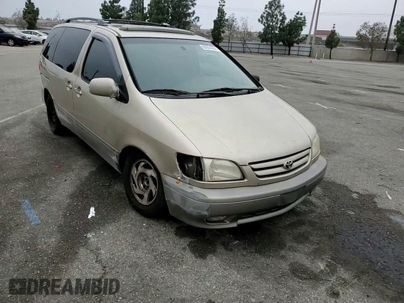 2001 Toyota Sienna LE with VIN 4T3ZF13C01U333507, listed as a Copart auction lot 86604984 with 192,377 mi miles and Salvage Title. Bid and sale history available at DreamBid. Image 12.