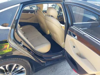 2016 Hyundai Genesis 3.8L with VIN KMHGN4JE0GU137083, listed as a IAAI auction lot 41894928 with NaN miles. Bid and sale history available at carsss.com. Image 8.