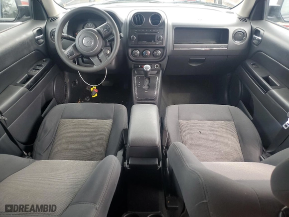 2011 Jeep Patriot Latitude with VIN 1J4NT1GA1BD284164, listed as a Copart auction lot 46862655 with 144,292 mi miles and Salvage Title. Bid and sale history available at carsss.com. Image 8.