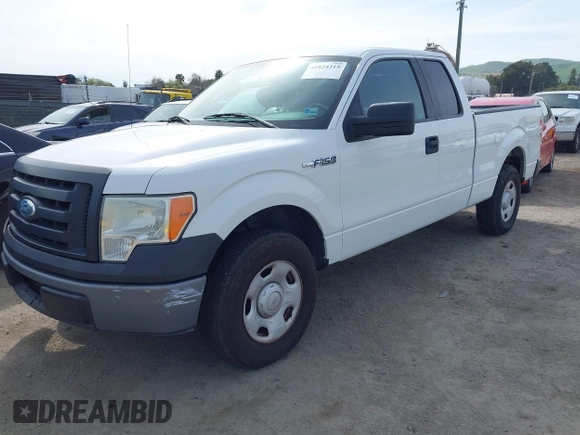 2009 Ford F-150 STX with VIN 1FTRX12W49FA84442, listed as a IAAI auction lot 41824315 with 143,529 mi miles. Bid and sale history available at carsss.com. Image 2.