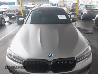 2021 BMW M5 z VIN WBS83CH07MCF43250, wystawiony jako IAAI lot #41567473 z przebiegiem 30 179 mil mil oraz . Historia ofert i sprzedaży dostępna na DreamBid. Obrazek 12.