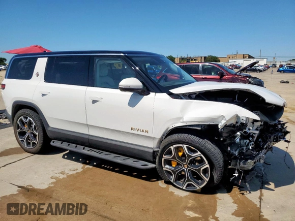 2023 Rivian R1S Launch Edition z VIN 7PDSGABL9PN010792, wystawiony jako Copart lot #56359465 z przebiegiem 24 319 mil mil oraz Szkoda całkowita • Salvage title. Historia ofert i sprzedaży dostępna na DreamBid. Obrazek 4.