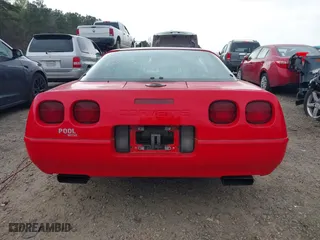 1994 Chevrolet Corvette with VIN 1G1YY22P0R5119743, listed as a IAAI auction lot 41867833 with 85,464 mi miles. Bid and sale history available at carsss.com. Image 16.