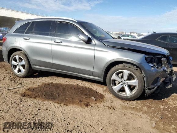2019 Mercedes-Benz GLC with VIN WDC0G4KB5KV195188, listed as a Copart auction lot 73171522 with 45,545 mi miles. Bid and sale history available at carsss.com. Image 4.
