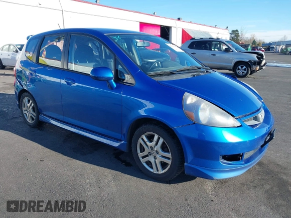 2008 Honda Fit Sport with VIN JHMGD37638S037038, listed as a IAAI auction lot 41019917 with 216,242 mi miles. Bid and sale history available at carsss.com. Image 1.