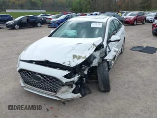 2018 Hyundai Sonata SEL with VIN 5NPE34AF0JH642116, listed as a IAAI auction lot 41942709 with 52,621 mi miles and . Bid and sale history available at carsss.com. Image 6.