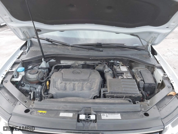 2018 Volkswagen Tiguan SEL with VIN 3VV3B7AX7JM195624, listed as a IAAI auction lot 41308188 with 96,698 mi miles. Bid and sale history available at carsss.com. Image 10.