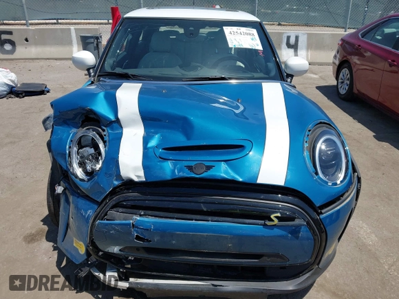 2023 MINI Hardtop Cooper SE with VIN WMW13DJ07P2S73739, listed as a IAAI auction lot 42542088 with 16,344 mi miles and . Bid and sale history available at DreamBid. Image 12.