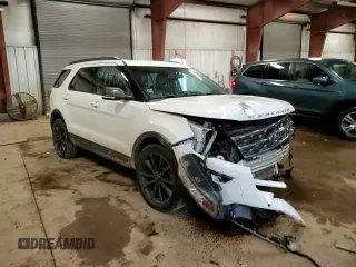 2018 Ford Explorer XLT z VIN 1FM5K8D85JGA53554, wystawiony jako Copart lot #58301995 z przebiegiem 144 621 mil mil oraz Szkoda całkowita • Salvage title. Historia ofert i sprzedaży dostępna na DreamBid. Obrazek 14.