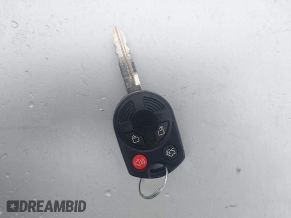 2010 Ford Escape Limited с VIN 1FMCU0EG8AKB81518, выставлен на аукционе IAAI как лот 41725893 с пробегом 142 640 миль миль и . История ставок и продаж доступна на DreamBid. Изображение 11.