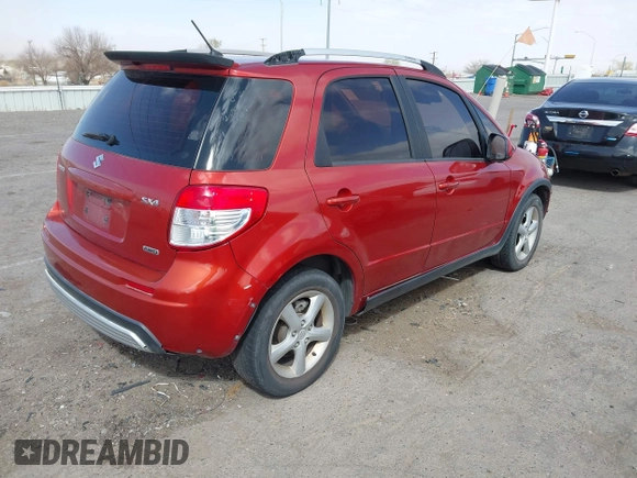 2008 Suzuki SX4 with VIN JS2YB417885101470, listed as a IAAI auction lot 41800733 with 240,077 mi miles. Bid and sale history available at carsss.com. Image 4.