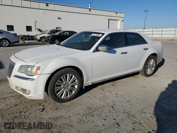 2014 Chrysler 300 C with VIN 2C3CCAKG6EH200991, listed as a Copart auction lot 42730885 with 82,128 mi miles and Salvage Title. Bid and sale history available at carsss.com. Image 1.