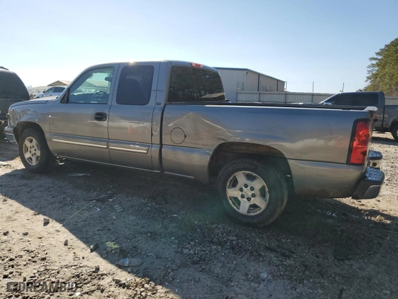 2006 Chevrolet Silverado 1500 LT1 with VIN 2GCEC19V861277252, listed as a Copart auction lot 43151185 with 92,566 mi miles and Salvage Title. Bid and sale history available at carsss.com. Image 2.