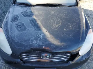 2011 Hyundai Accent GS z VIN KMHCM3AC8BU197132, wystawiony jako Copart lot #89194205 z przebiegiem 181 583 mil mil oraz Szkoda całkowita • Salvage title. Historia ofert i sprzedaży dostępna na DreamBid. Obrazek 12.