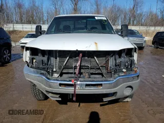 2007 GMC Sierra 2500HD Classic Work Truck with VIN 1GTHK24U47E194759, listed as a Copart auction lot 45700375 with 270,455 mi miles and Clean Title. Bid and sale history available at carsss.com. Image 5.