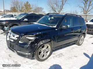 2013 Mercedes-Benz GLK-Class GLK 350 with VIN WDCGG8JB2DG029158, listed as a IAAI auction lot 41595696 with 103,016 mi miles. Bid and sale history available at carsss.com. Image 17.