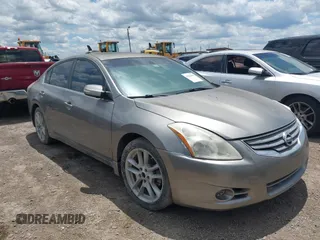 2011 Nissan Altima S with VIN 1N4AL2AP9BN458005, listed as a IAAI auction lot 42235952 with 128,367 mi miles and . Bid and sale history available at carsss.com. Image 1.