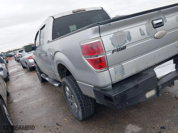 2011 Ford F-150 XLT with VIN 1FTFW1CT3BKD86621, listed as a IAAI auction lot 41325018 with NaN miles. Bid and sale history available at carsss.com. Image 3.