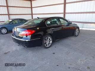 2012 Hyundai Genesis 3.8L z VIN KMHGC4DD1CU154834, wystawiony jako IAAI lot #40749774 z przebiegiem 186 855 mil mil oraz . Historia ofert i sprzedaży dostępna na DreamBid. Obrazek 4.