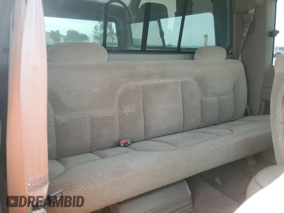 1998 Chevrolet Silverado 1500 with VIN 1GCEK19R1WE171942, listed as a Copart auction lot 46476505 with 219,527 mi miles and Salvage Title. Bid and sale history available at DreamBid. Image 10.