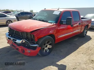 2005 GMC Sierra 1500 SLE z VIN 2GTEC13T951199456, wystawiony jako IAAI lot #41713285 z przebiegiem 219 386 mil mil oraz . Historia ofert i sprzedaży dostępna na DreamBid. Obrazek 17.