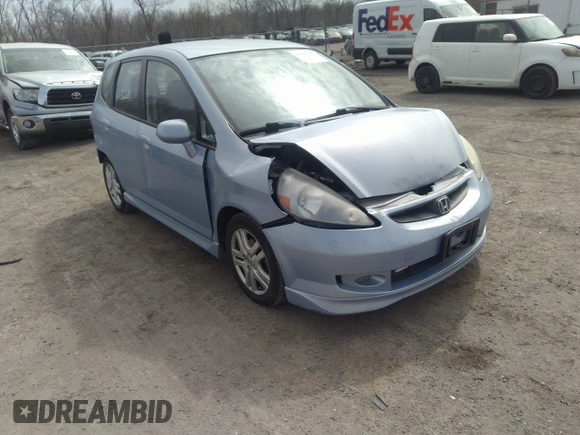 2008 Honda Fit Sport with VIN JHMGD38638S003972, listed as a IAAI auction lot 41827599 with 135,843 mi miles. Bid and sale history available at carsss.com. Image 1.
