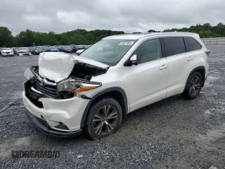 2016 Toyota Highlander XLE z VIN 5TDJKRFH8GS321971, wystawiony jako Copart lot #58327995 z przebiegiem 120 183 mil mil oraz Szkoda całkowita • Salvage title. Historia ofert i sprzedaży dostępna na DreamBid. Obrazek 1.