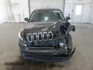 2015 Jeep Cherokee Latitude with VIN 1C4PJMCS7FW551127, listed as a Copart auction lot 51620155 with 0 mi miles and Clean Title. Bid and sale history available at carsss.com. Image 5.