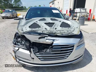 2017 Genesis G80 3.8L z VIN KMHGN4JE7HU168333, wystawiony jako IAAI lot #42267987 z przebiegiem 70 891 mil mil oraz . Historia ofert i sprzedaży dostępna na DreamBid. Obrazek 6.