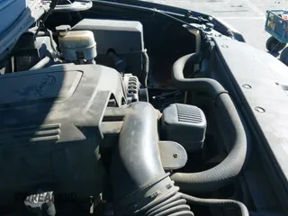 2013 Cadillac Escalade ESV Luxury с VIN 1GYS4HEF2DR279147, выставлен на аукционе IAAI как лот 42882644 с пробегом 150 915 миль миль и . История ставок и продаж доступна на DreamBid. Изображение 18.