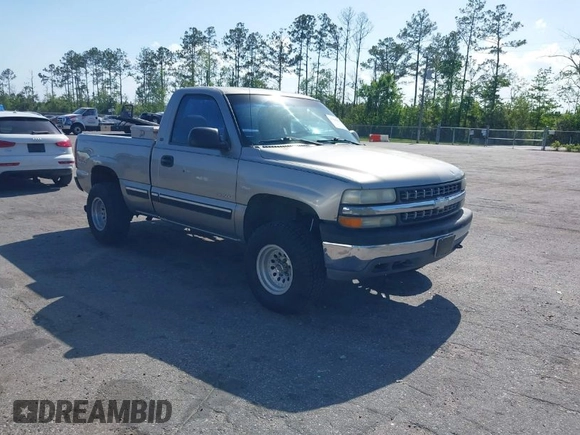 2002 Chevrolet Silverado 1500 LS with VIN 1GCEK14T72Z240266, listed as a IAAI auction lot 41948675 with 1 mi miles. Bid and sale history available at carsss.com. Image 1.