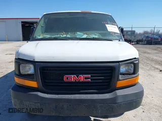 2007 GMC Savana Cargo Van with VIN 1GTGG29V771108947, listed as a IAAI auction lot 41735488 with 216,012 mi miles. Bid and sale history available at carsss.com. Image 6.