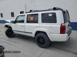 2008 Jeep Commander Sport with VIN 1J8HG48K68C111330, listed as a Copart auction lot 54011375 with 207,641 mi miles and Salvage title. Bid and sale history available at DreamBid. Image 2.