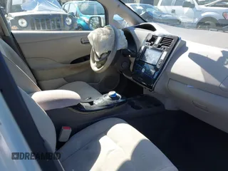 2012 Nissan LEAF SL with VIN JN1AZ0CP7CT024532, listed as a IAAI auction lot 41570127 with 1 mi miles. Bid and sale history available at carsss.com. Image 5.