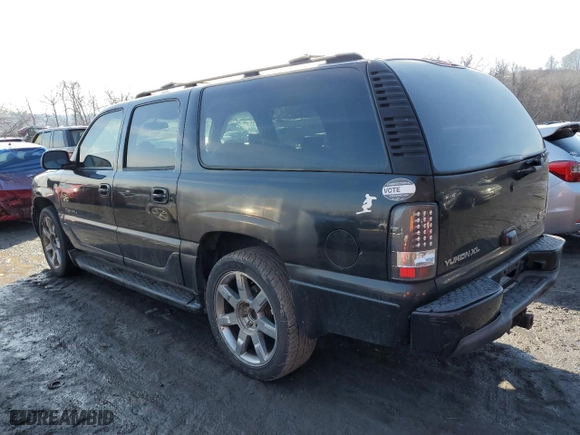 2004 GMC Yukon XL Denali with VIN 1GKFK66U24J160645, listed as a Copart auction lot 46052025 with NaN miles and Salvage Title. Bid and sale history available at carsss.com. Image 2.