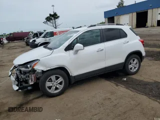 2019 Chevrolet Trax LT z VIN KL7CJLSB3KB797360, wystawiony jako Copart lot #58984105 z przebiegiem 61 597 mil mil oraz Czysty tytuł • Clean title. Historia ofert i sprzedaży dostępna na DreamBid. Obrazek 1.