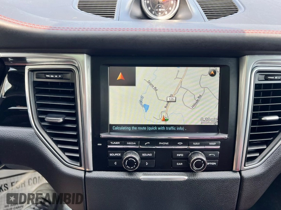 2016 Porsche Macan S with VIN WP1AB2A59GLB40365, listed as a Copart auction lot 60898695 with 192,752 mi miles and Clean title. Bid and sale history available at DreamBid. Image 10.