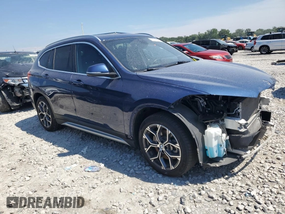 2021 BMW X1 xDrive28i with VIN WBXJG9C01M5T94314, listed as a Copart auction lot 60244134 with 43,933 mi miles and Salvage title. Bid and sale history available at DreamBid. Image 4.