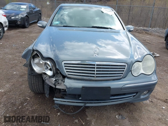 2006 Mercedes-Benz C 230 Sport с VIN WDBRF56H16F737289, выставлен на аукционе IAAI как лот 42042829 с пробегом 147 722 миль миль и . История ставок и продаж доступна на DreamBid. Изображение 13.