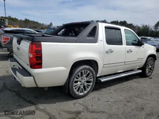 2011 Chevrolet Avalanche LTZ with VIN 3GNTKGE37BG150275, listed as a Copart auction lot 48760885 with 86,591 mi miles and Salvage Title. Bid and sale history available at carsss.com. Image 3.