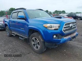 2017 Toyota Tacoma SR5 с VIN 3TMCZ5AN9HM096732, выставлен на аукционе IAAI как лот 42606607 с пробегом 95 416 миль миль и . История ставок и продаж доступна на DreamBid. Изображение 1.