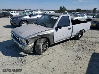 1993 Toyota 2WD Pickups with VIN 4TARN81A3PZ148630, listed as a Copart auction lot 72056594 with 317,084 mi miles and Salvage Title. Bid and sale history available at carsss.com. Image 1.